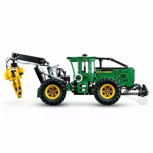 LEGO® Technic 42157 John Deere 948L - II Skidder - Collector Expert
