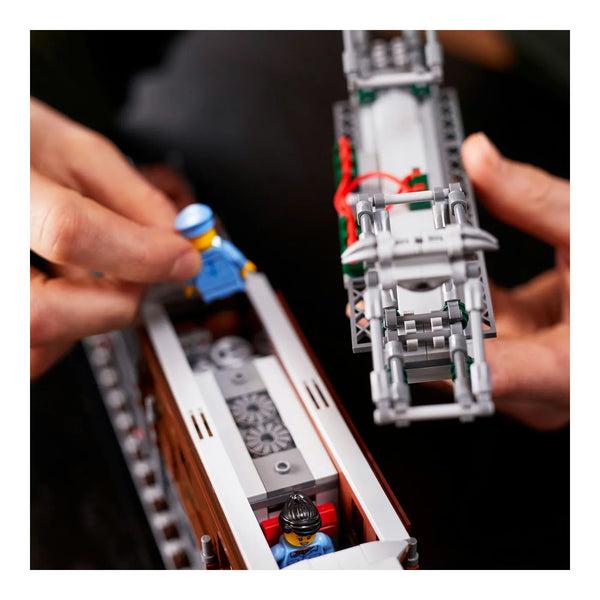 LEGO® 10277 Lokomotive „Krokodil“ Funktionen