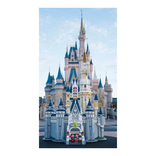 LEGO® Disney 71040 Das Disney Schloss als Dekoration