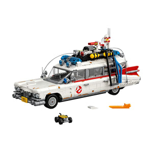 LEGO® Ghostbusters™ 10274 ECTO-1 aufgebaut