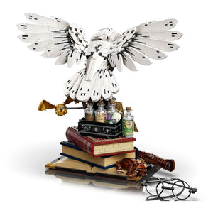 LEGO® Harry Potter™ 76391 Hogwarts™ Ikonen aufgebaut