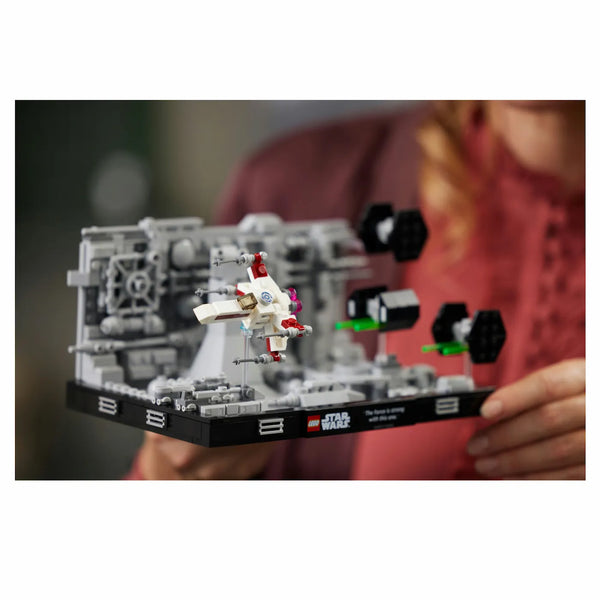 LEGO® Star Wars™ 75329 Death Star™ Trench Run Diorama