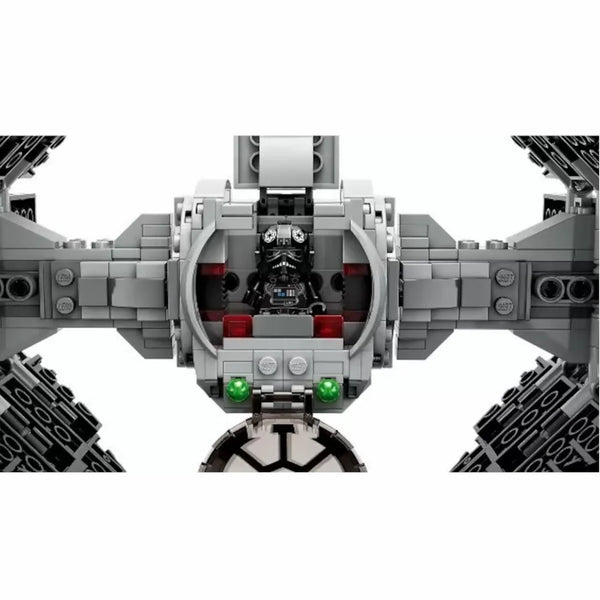LEGO® Star Wars™ 75348 Mandalorianischer Fang Fighter vs. TIE Interceptor™