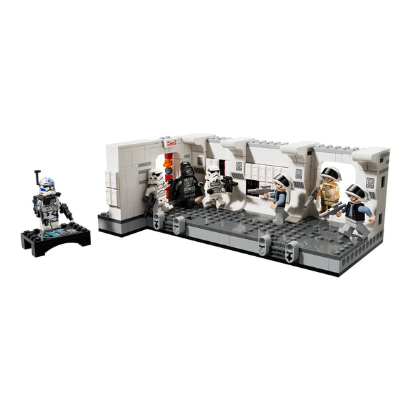 LEGO® Star Wars™ 75387 Das Entern der Tantive IV™ aufgebaut