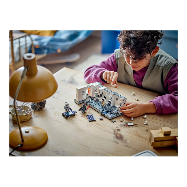 LEGO® Star Wars™ 75387 Das Entern der Tantive IV™ für Kinder