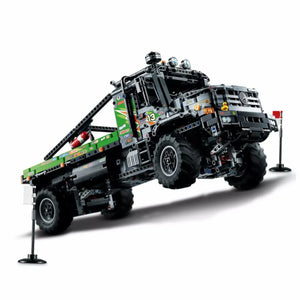 LEGO® Technic 42129 Appgesteuerter 4x4 Mercedes-Benz Zetros Offroad-Truck