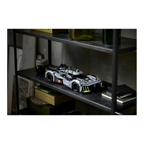 LEGO® Technic 42156 PEUGEOT 9X8 24H Le Mans Hybrid Hypercar als Dekoration