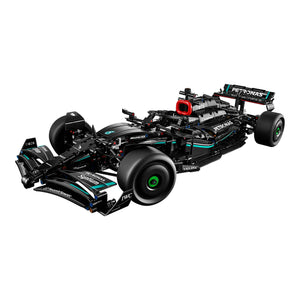 LEGO® Technic 42171 Mercedes-AMG F1 W14 E Performance aufgebaut