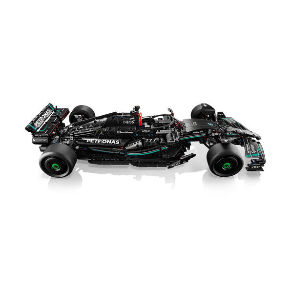 LEGO® Technic 42171 Mercedes-AMG F1 W14 E Performance aufgebaut seitlich