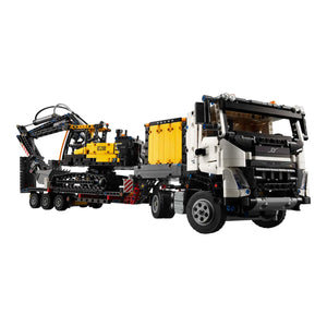 LEGO® Technic 42175 Volvo FMX LKW mit EC230 Electric Raupenbagger aufgebaut
