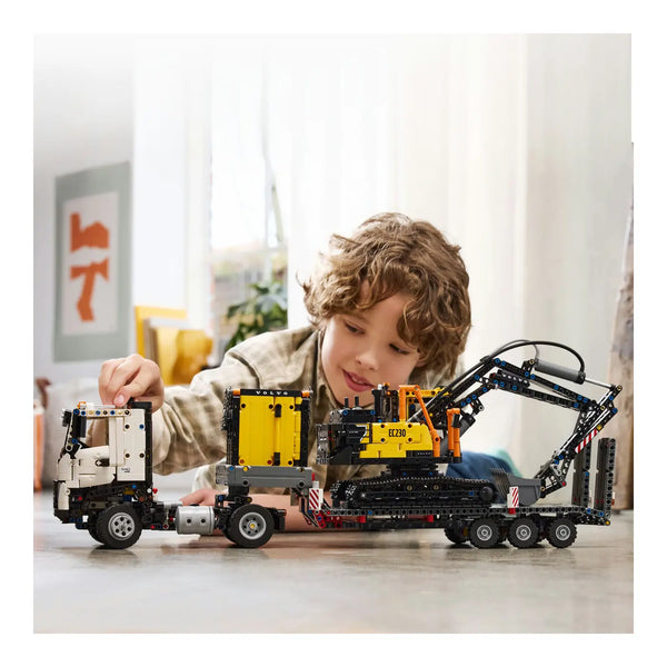 LEGO® Technic 42175 Volvo FMX LKW mit EC230 Electric Raupenbagger für Jungen