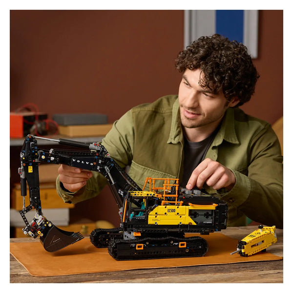 LEGO® Technic 42215 Volvo EC500 Hybrid Bagger für Erwachsene