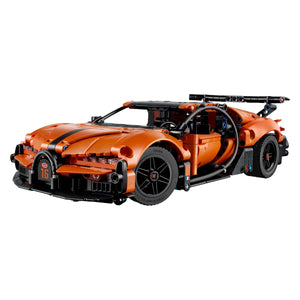 LEGO® Technic 42222 Bugatti Chiron Pur Sport Hypercar aufgebaut